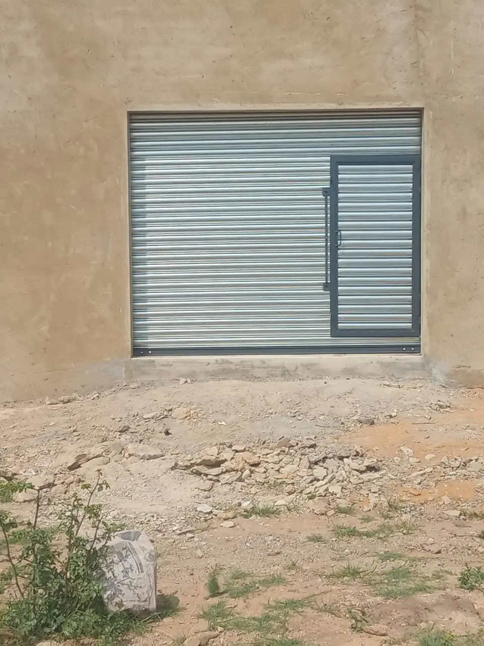 Roller Doors with Wicket (Pedestrian) Door